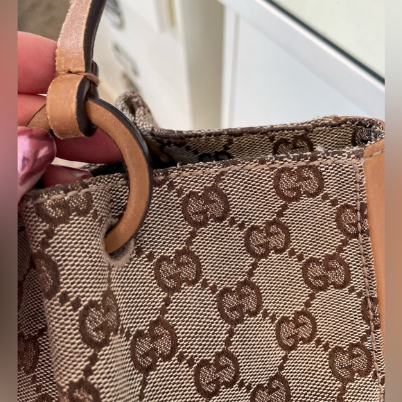 Gucci Canvas and Leather Tote Bag in beige. Great condition and authenticated. - Picture 5 of 11